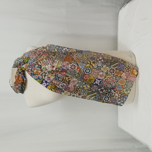 Italian 100% Silk Multi Color Tile Pattern Scarf - Picture 4 of 8